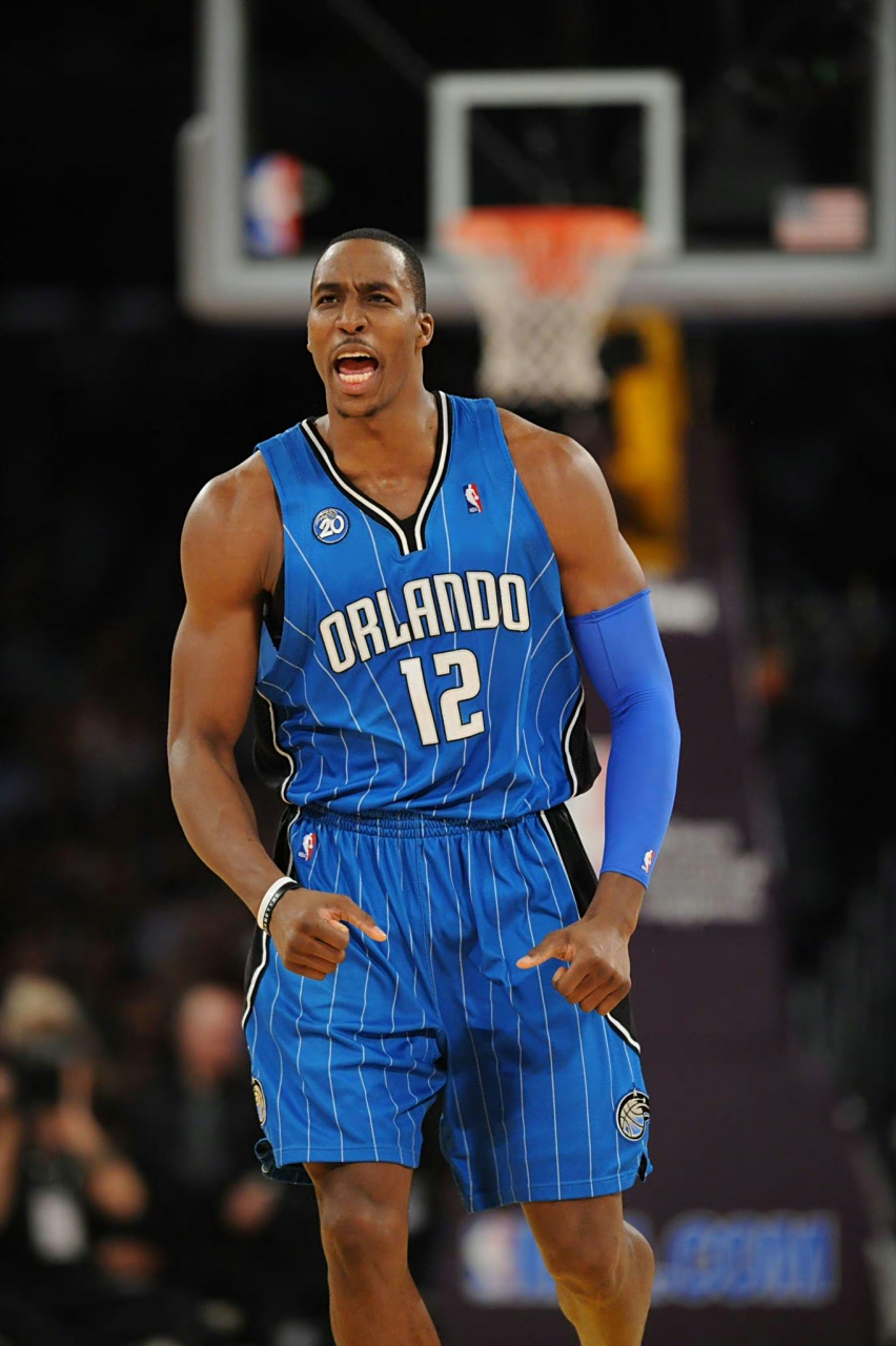 德国队：你们想看这个家庭被毁吗，那就努力把这场球赛踢赢（德国队：不想让这个家庭被摧毁？那就全力以赴赢下这场比赛）